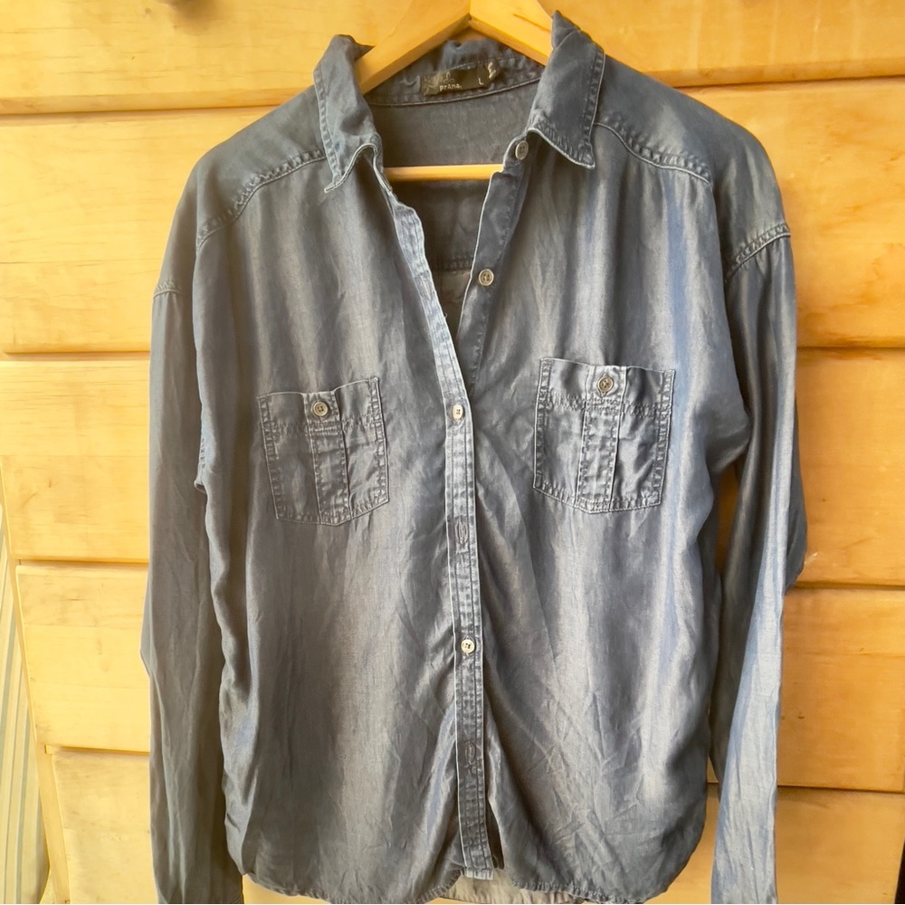 Prana chambray button down shirt. Women’s Large